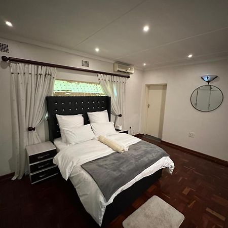 K-Lodge Pietermaritzburg Kültér fotó