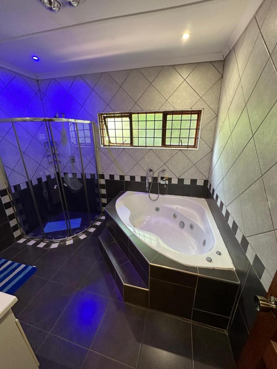K-Lodge Pietermaritzburg Kültér fotó